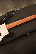 1974-Rickenbacker-4000-JB