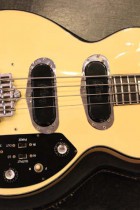 1976-LP-BASS-WH2