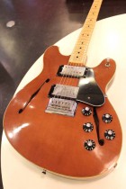 1976-STARCASTER-WN