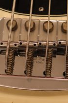 1977-MusicMan-Stingray-Bass-WH-TO0008