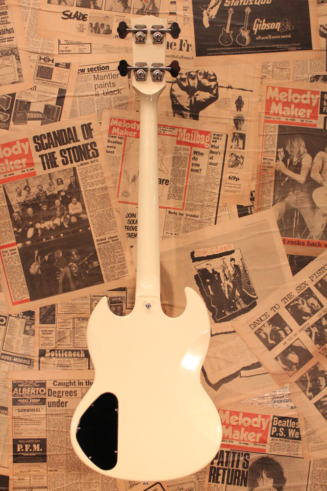 Gibson 1978y[EB-3 “Polaris White”[Mint Condition | GUITAR