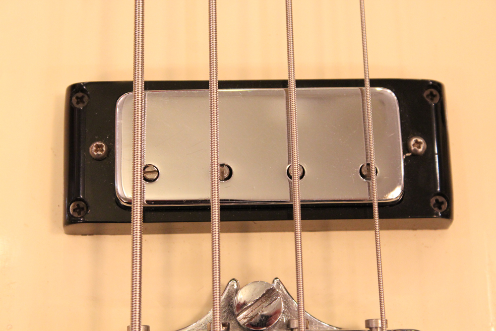 ★ジャンク★ワーモス　プレシジョン(中身ほぼビンテージEB3仕様) Gibson 1978y[EB-3 “Polaris White”[Mint Condition | GUITAR