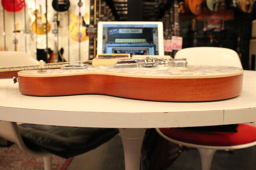Zemaitis 1995y[Custom Deluxe Pearl Front[“40th ANNIVERSARY